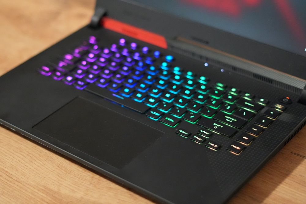 Asus rog rtx 3070, ryzen 9 5900hx, 32gb ram, 1.5tb ssd