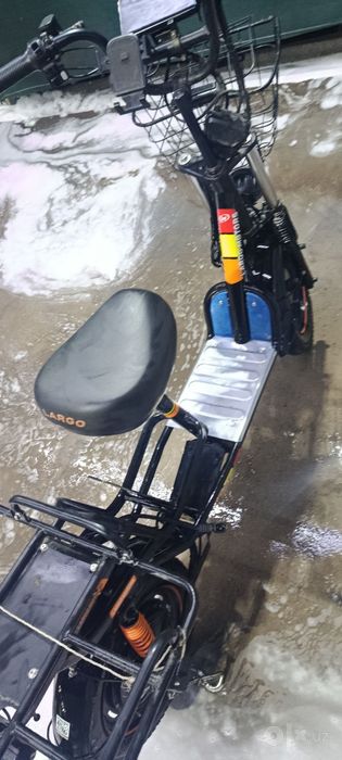 Skuter sotiladi!