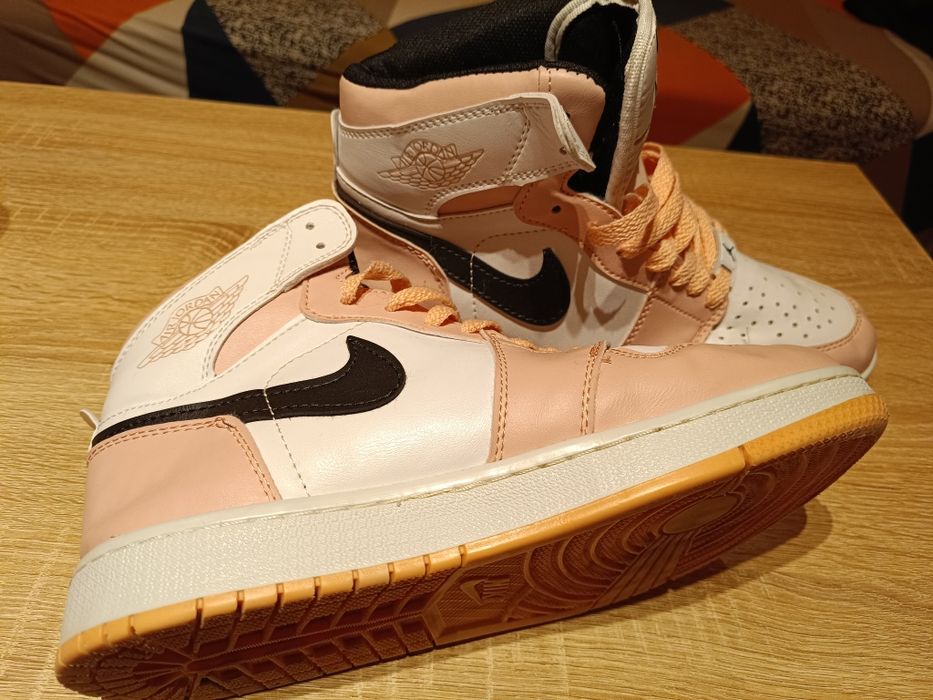 Adidași gheata Nike