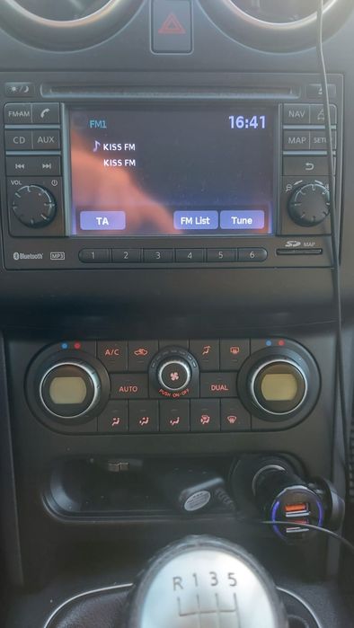 Vând Nissan Qashqai