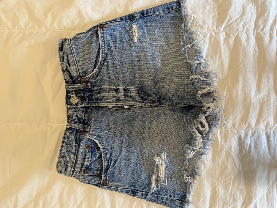 Дамски къси панталони