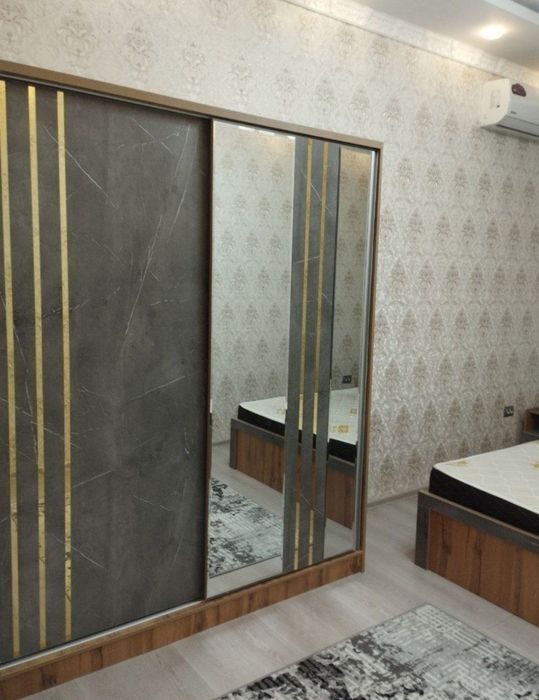 Olmazor tumani ibn Sino markazi yonida 2 honali kv ijaraga beriladi