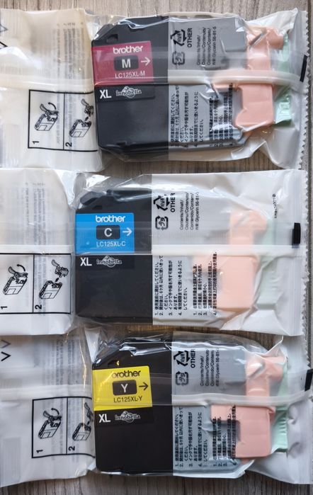 Kit color cartuse cerneala Brother LC125 XL C/M/Y, albastru, rosu, galben, original, 1200 pagini