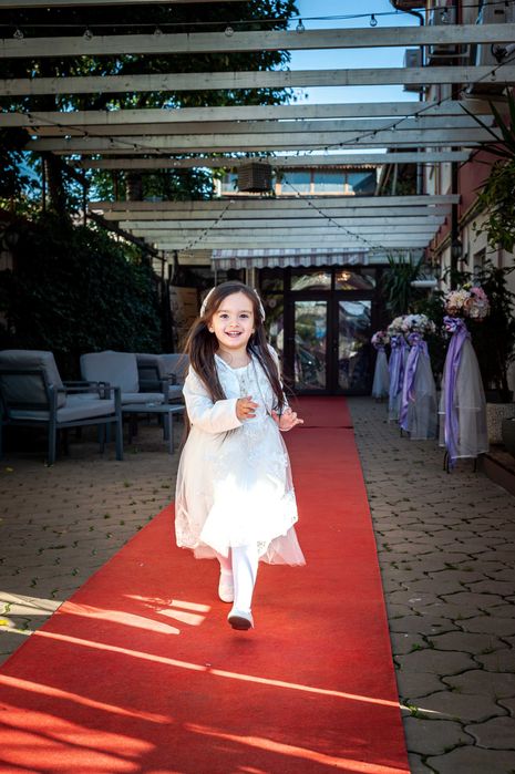 Fotograf - Evenimente - Botez - Nunta - Petreceri - Sedinte Foto