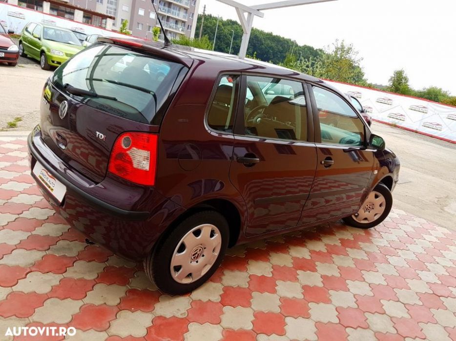 Volkswagen Polo 2003 diesel, 2.802 € — imagine 4