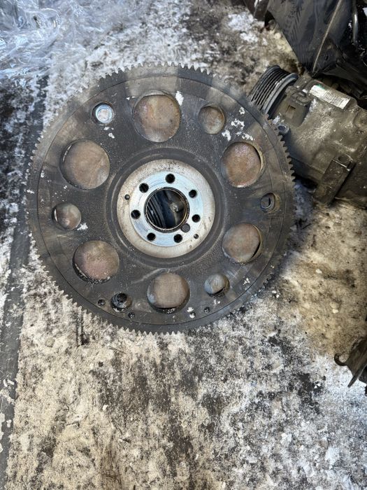 Маховик на Рено Дастер 2.0 обем акпп