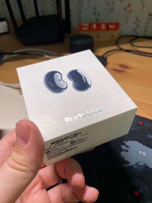 Наушники Samsung Buds Live