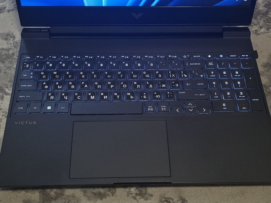 Продам игровой ноутбук HP Victus 15 RTX4060
