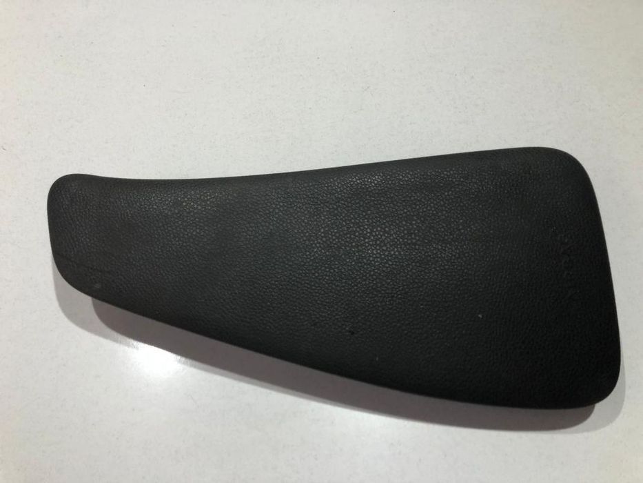 Airbag scaun stanga fata Mercedes C-Class W204 A2048600105