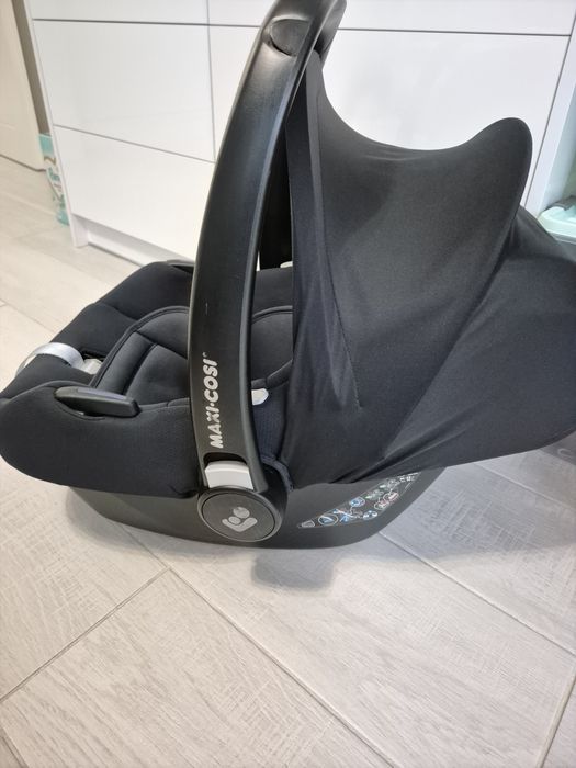 Столче за кола "maxi cosi"