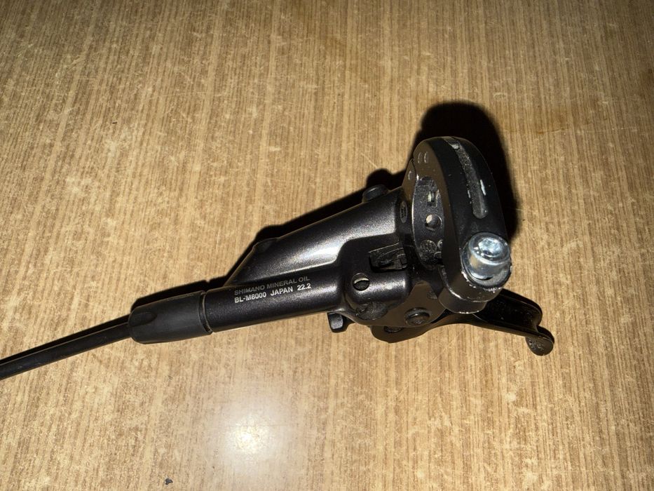 Лапа Burgtec Enduro, Спирачка Shimano Deore XT