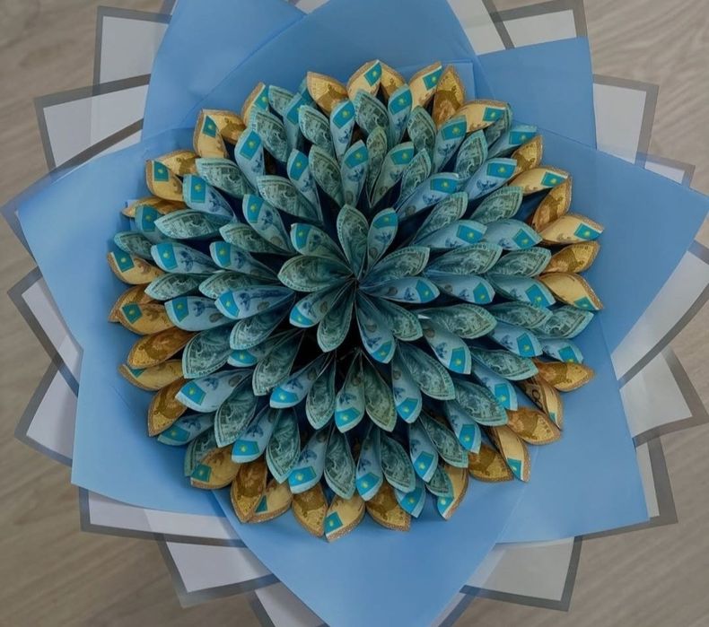 Букеты из денег и апельсина