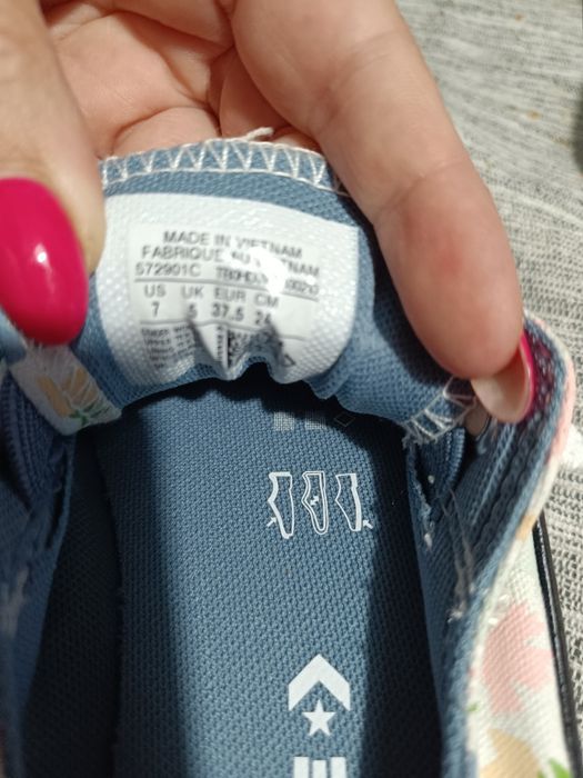 Converse cast shoreline slip 37,5