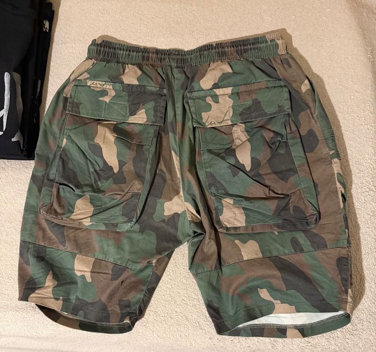 Къси панталонки Luda Concept L