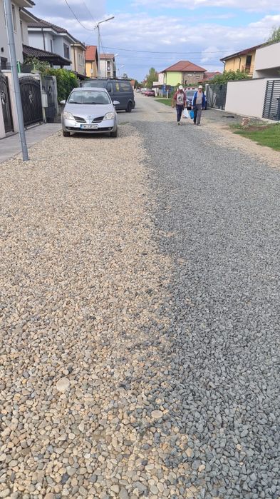 Drumuri,parcări, asfalt frezat, piatra,balast,beton concasat ,nisipuri, compost -mranită, utilaje
