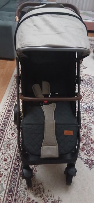 Продам прогулочная коляска