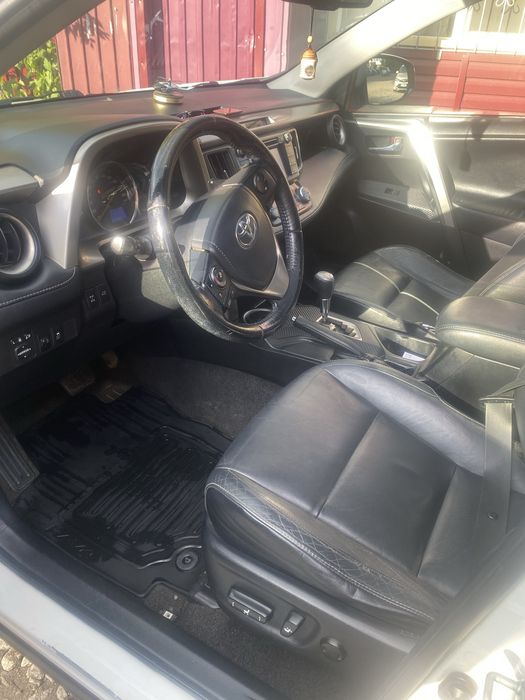 Продам автомобиль кроссовер