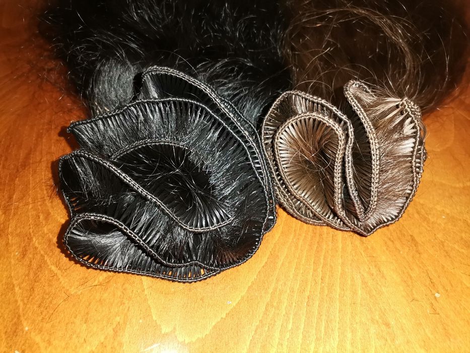 Ръчна изработка на треси редове кератинови кичури от естествена коса