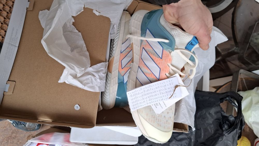 Adizero Ubersonic 4M Parl