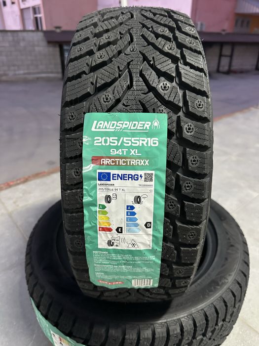 Нови зимни гуми LANDSPIDER ARCTICTRAXX 205/55R16 94T XL БОРД 2055516