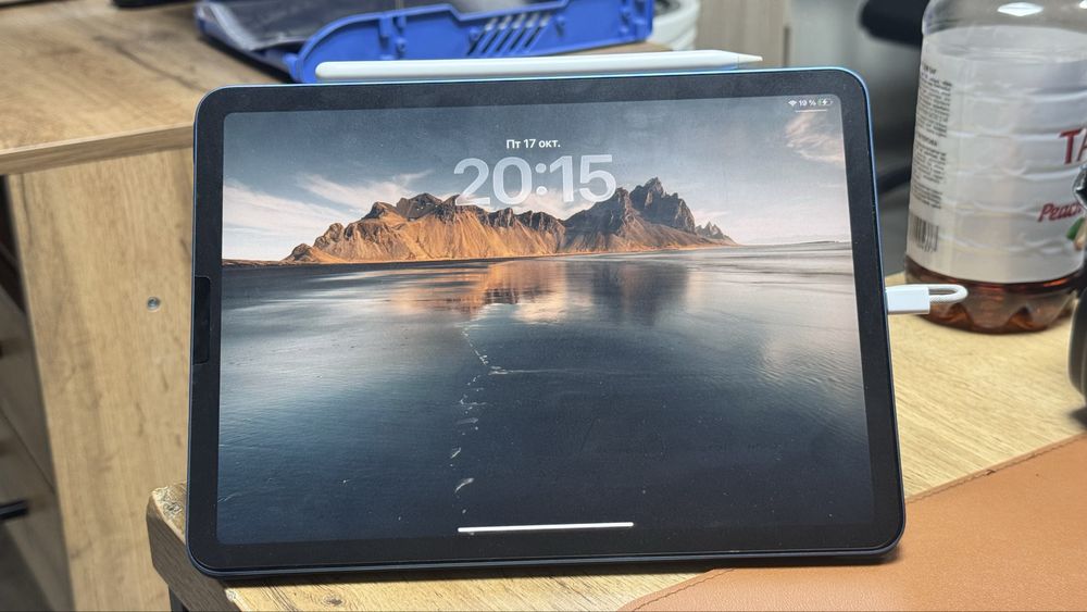 Продам Ipad Air 5