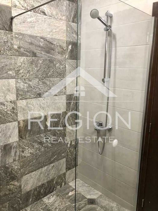 Дава се под наем Тристаен апартамент в Варна, Операта - 100 кв.м за 1000 € - Снимка #7