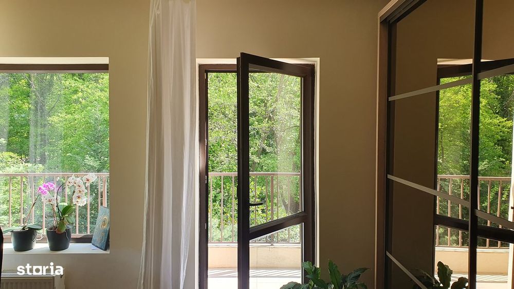 Vila langa padurea Baneasa, zona Liceul Francez, Sect 1, Bucuresti