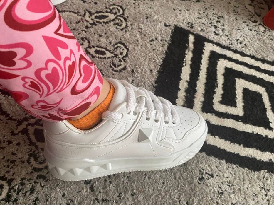 Adidași Valentino damă