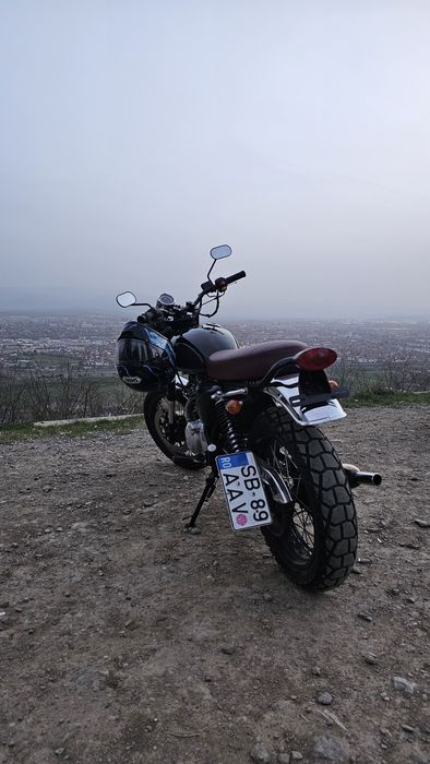 Motocicleta Mash Scrambler 250cc
