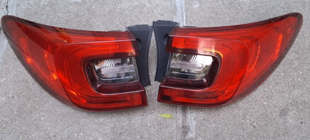 Продавам Неработещи Стопове за Рено Каджар