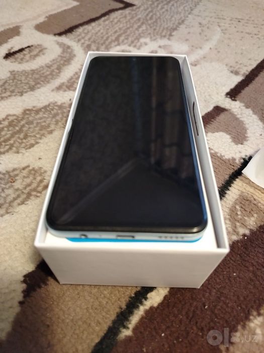 Honor X 7b 2024 yil