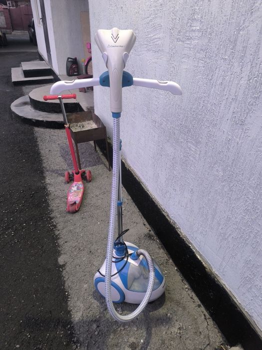 Продам утюг в рабочем состоянии.