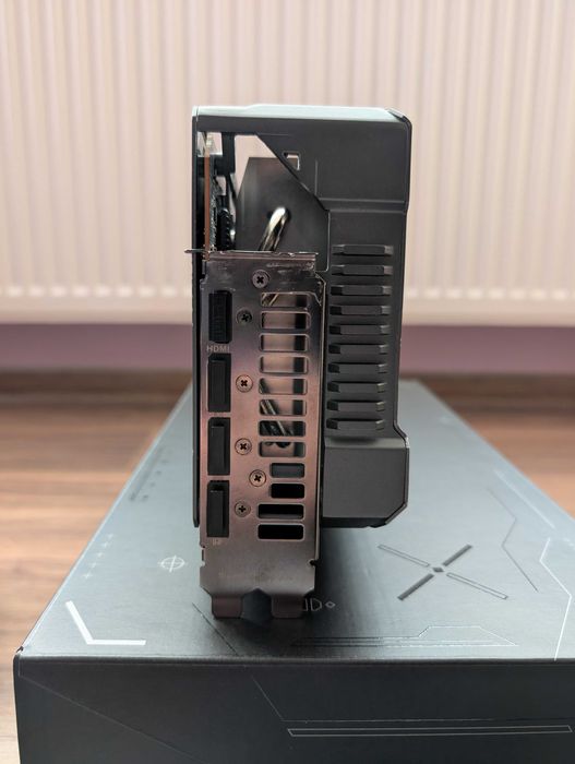 Видеокарта Asus 7900 XTX TUF OC