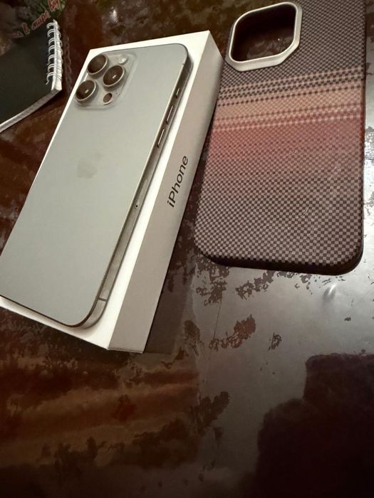 Iphone 15 pro max 256 85%