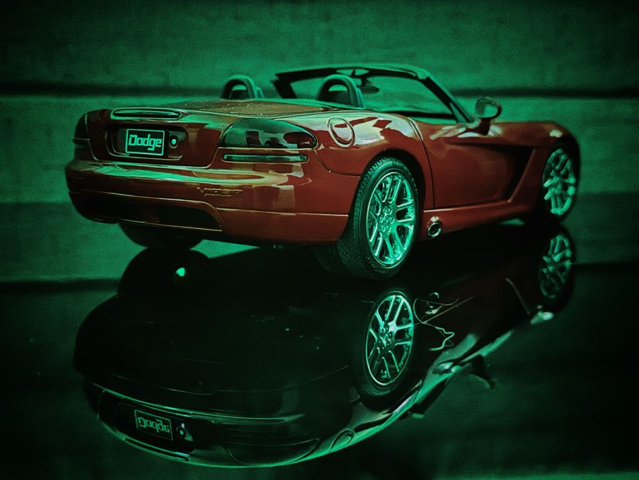 Autoart 1/18 модел Didge Viper SRT10