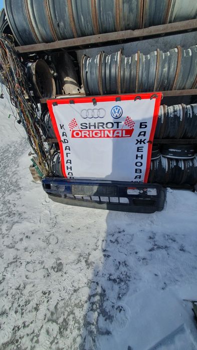 Продам бампер передний Golf-3