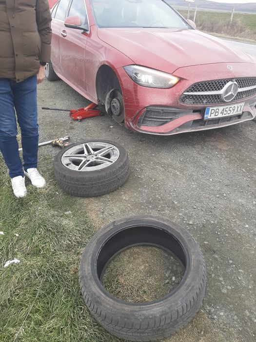 Пътна помощ Карнобат и региона Бургас Ямбол Сливен