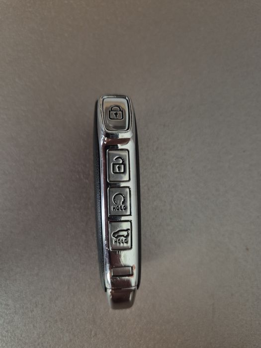 Продам ключ на kia новый