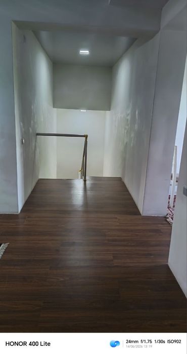Sergeli tuman uzumzor mahala srochna sotiladi