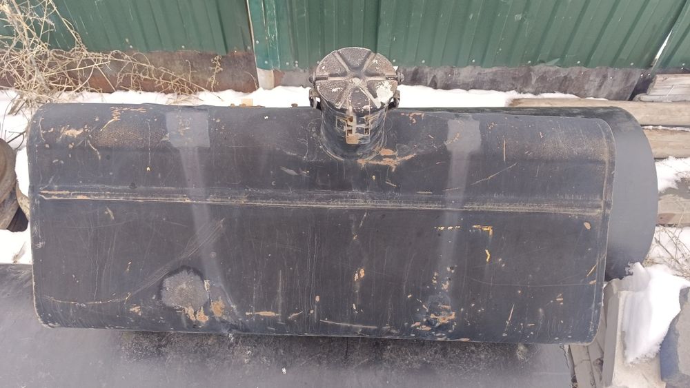 Продам бак для камаза