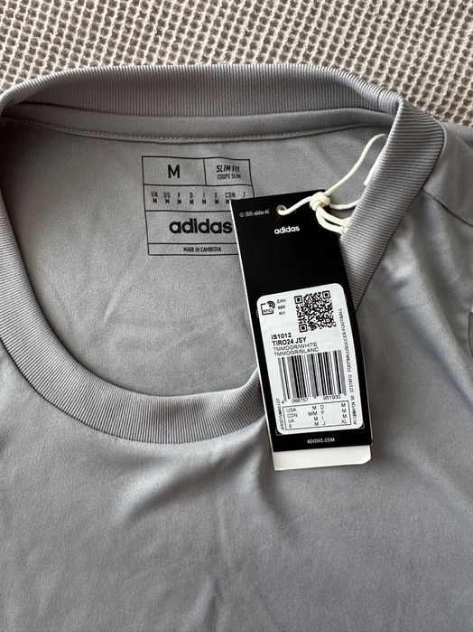 Комплект тениска и шорти adidas