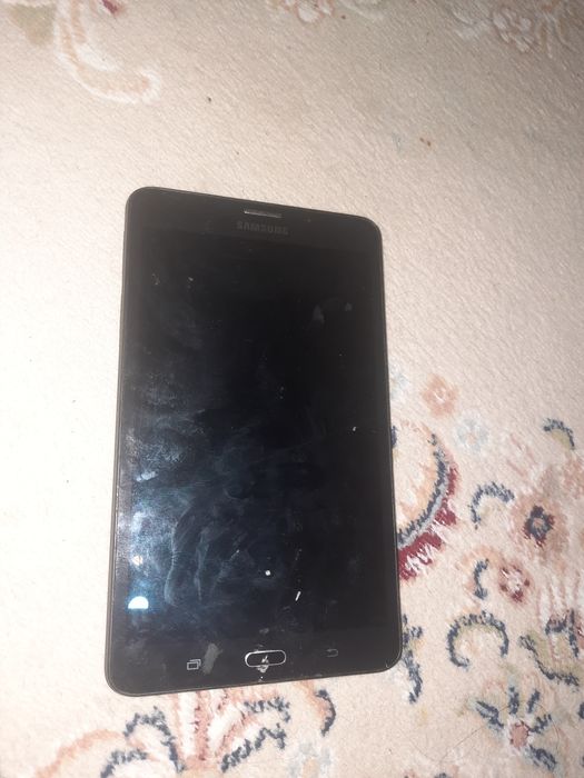 Продам планшет 35000 теңге