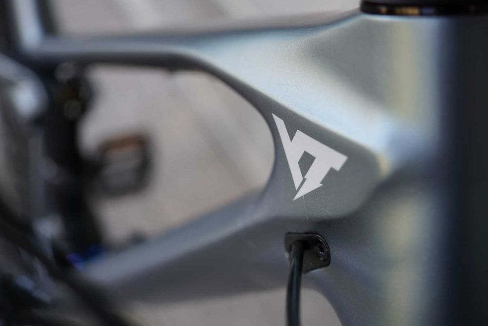 2022 YT Izzo Core 2 *FOX/SRAM/DT SWISS*
