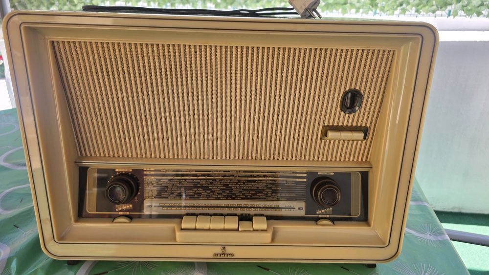 Radio Vintage de colecție  Siemens Super G63