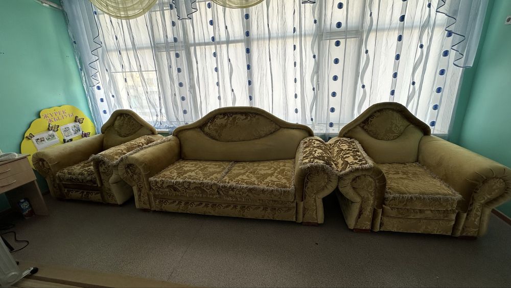 Диван және 2 кресло