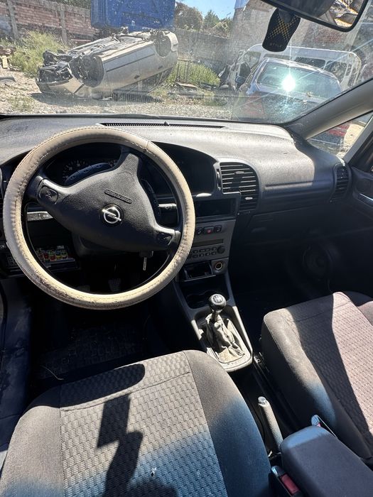 Opel Zafira A 2.2 125 к.с. дизел – на части, 7 места