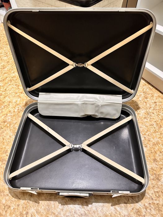 Советский винтажный чемодан СССР (1980 г.)