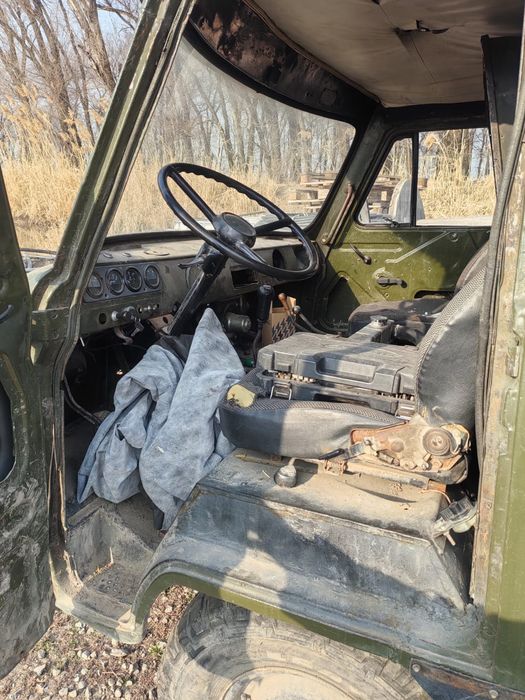 Продам машину УАЗ