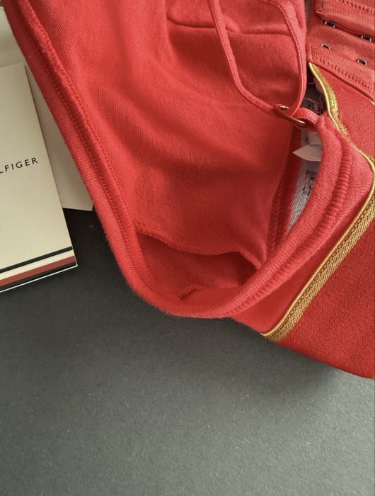 Червен сутиен Tommy Hilfiger /S, M, L/