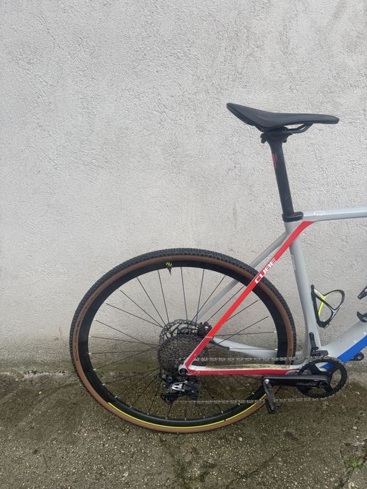 Cube cross race c62